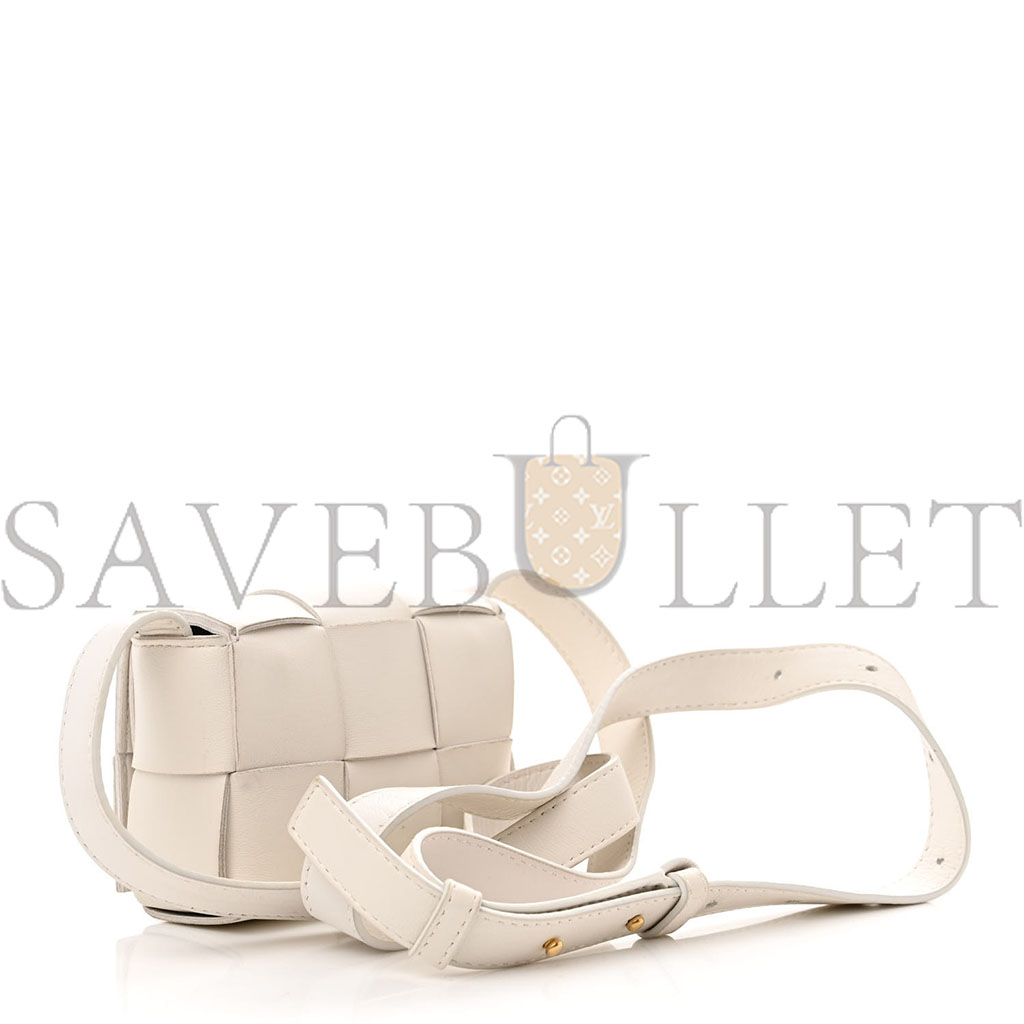 BOTTEGA VENETA LAMBSKIN MAXI INTRECCIATO EXTRA MINI CASSETTE CROSSBODY BAG WHITE (13*9*4cm) BOTTEGA VENETA LAMBSKIN MAXI INTRECCIATO EXTRA MINI CASSETTE CROSSBODY BAG WHITE (13*9*4cm)