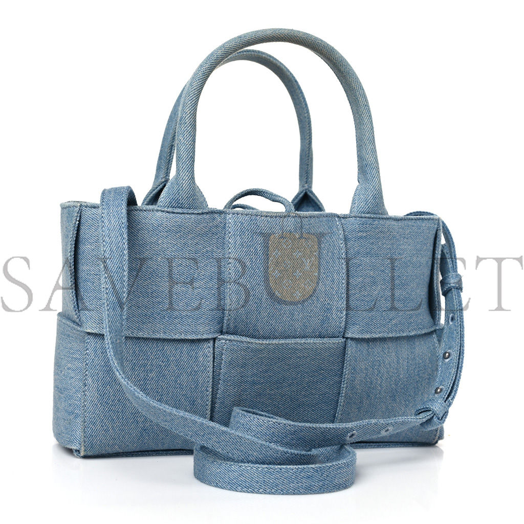 BOTTEGA VENETA DENIM MAXI INTRECCIATO MINI ARCO TOTE BLUE (27*17*11cm) BOTTEGA VENETA DENIM MAXI INTRECCIATO MINI ARCO TOTE BLUE (27*17*11cm)