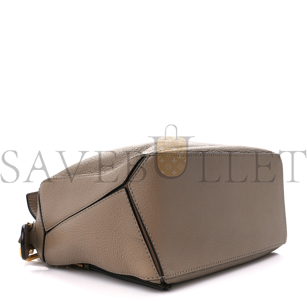 LOEWE GRAINED CALFSKIN SMALL PUZZLE BAG SAND MINK (24*16.5*10.5cm) LOEWE GRAINED CALFSKIN SMALL PUZZLE BAG SAND MINK (24*16.5*10.5cm)